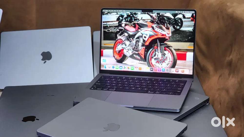 M1 Apple Macbook Pro 16GB Ram 512GB Apple SSD 2022 Mfd 14-inch