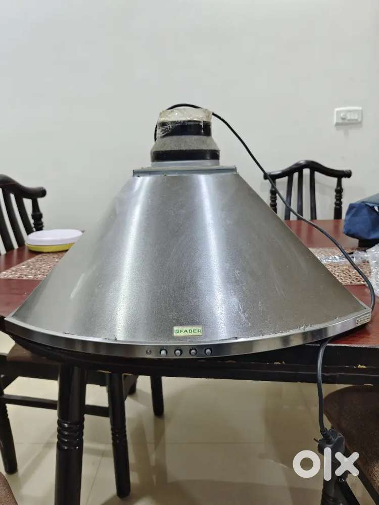 Faber Chimney in good condition for sale