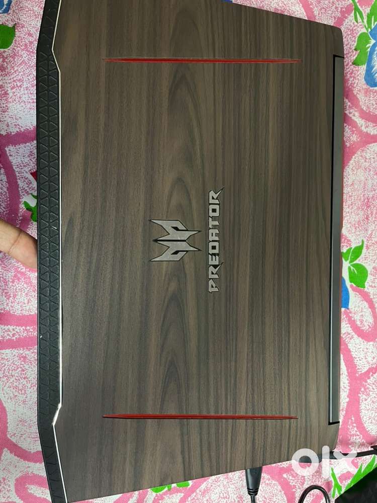 Acer predator helios 300 laptop (i7 with NVIDIA GPU)