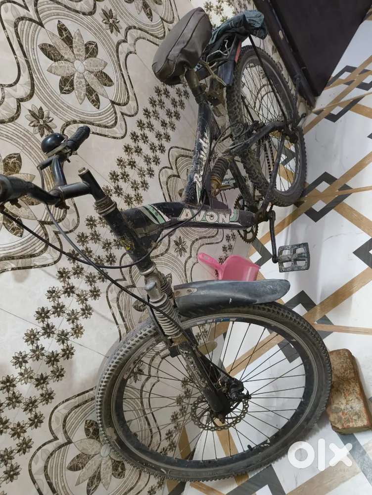 Bicycle of Avon with disc brakes
