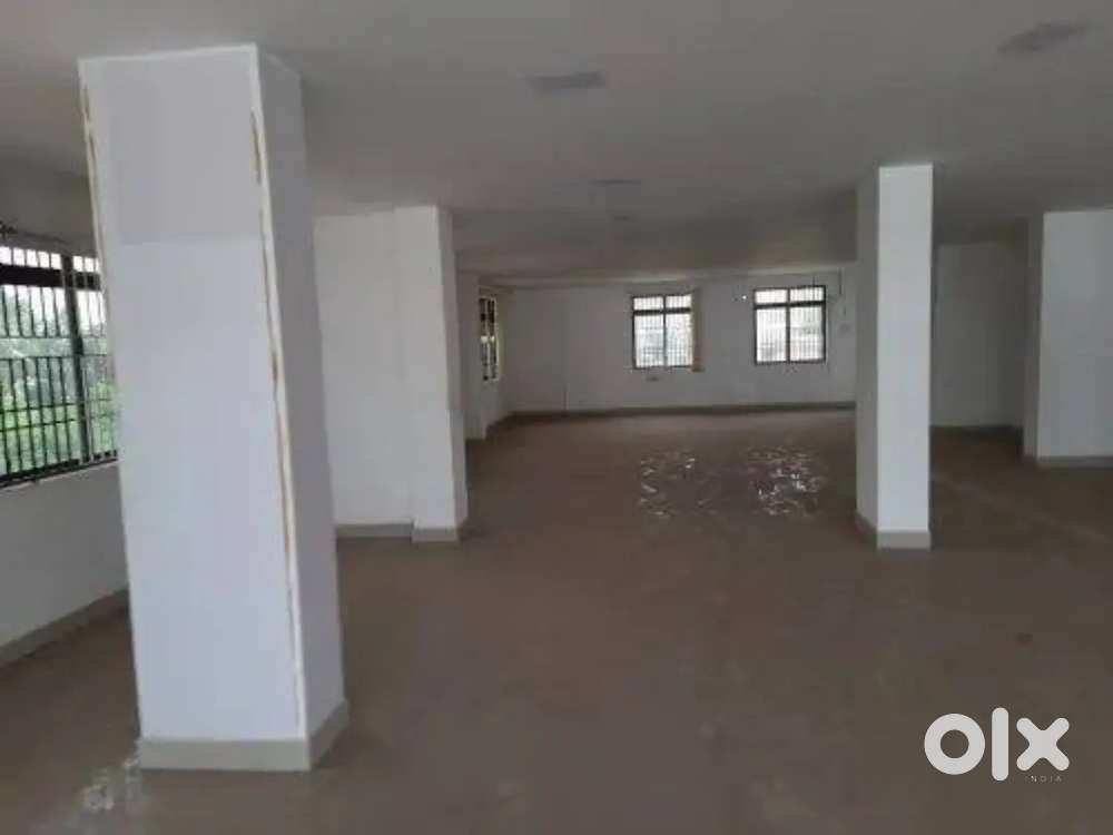 We are offering a warehouse, shop, office space in Inderlok, sidcul