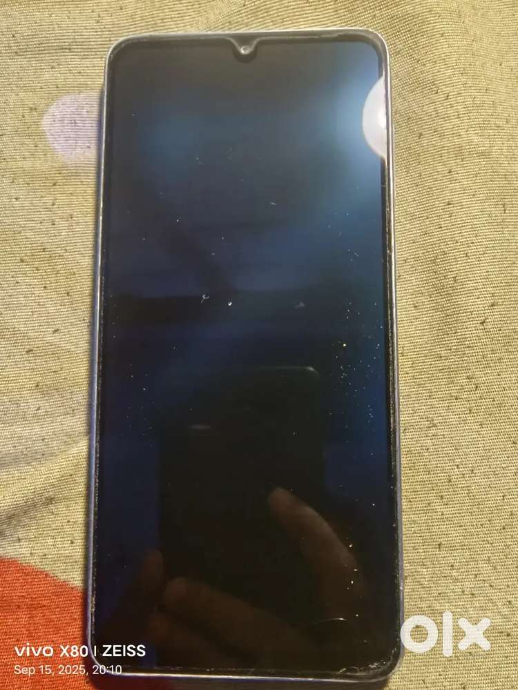 Mobile phone A33