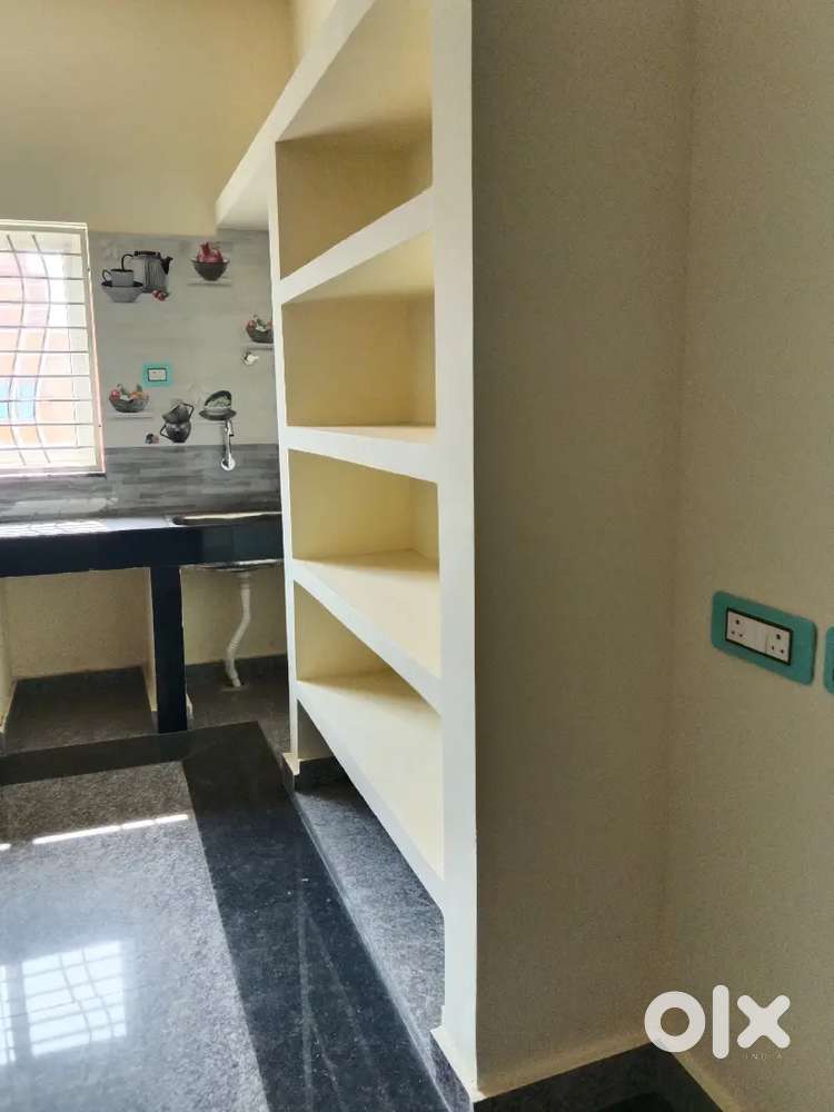 Independent house for family, Liveing, bachelor