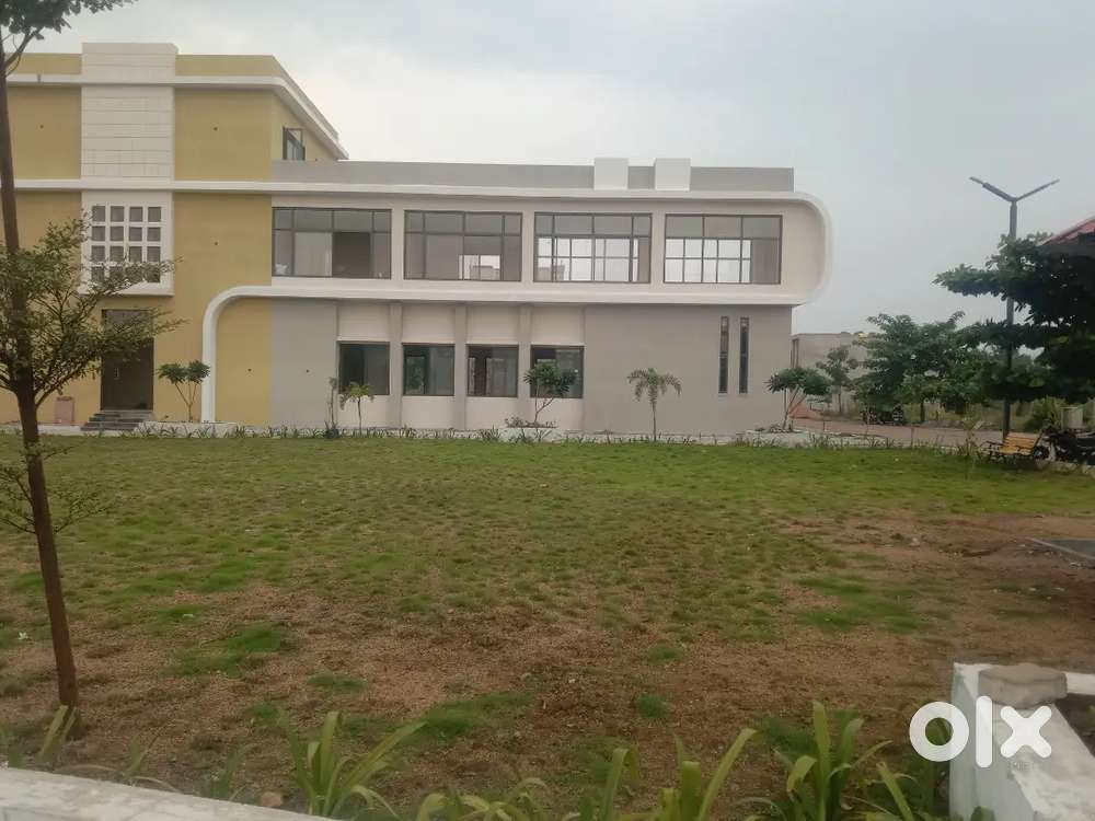 विधानसभा चौक से 1.5 किलोमीटर पर शानदार प्लॉट खरीदे सबसे कम दाम पर ।