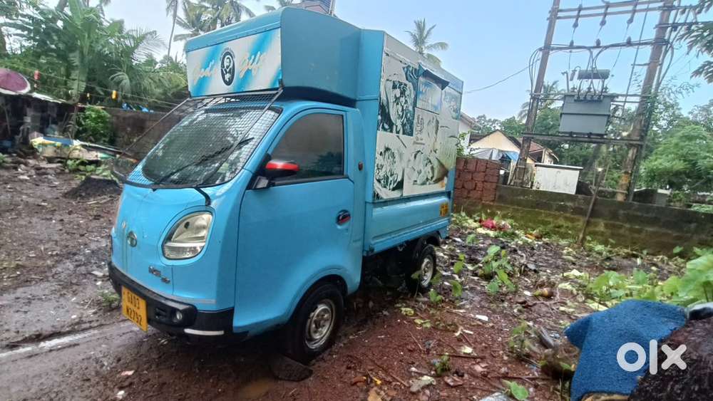 FOOD TRUCK FOR SALE !! URGENT BUYER’S ONLY !!