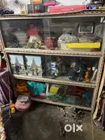 Glass showcase
