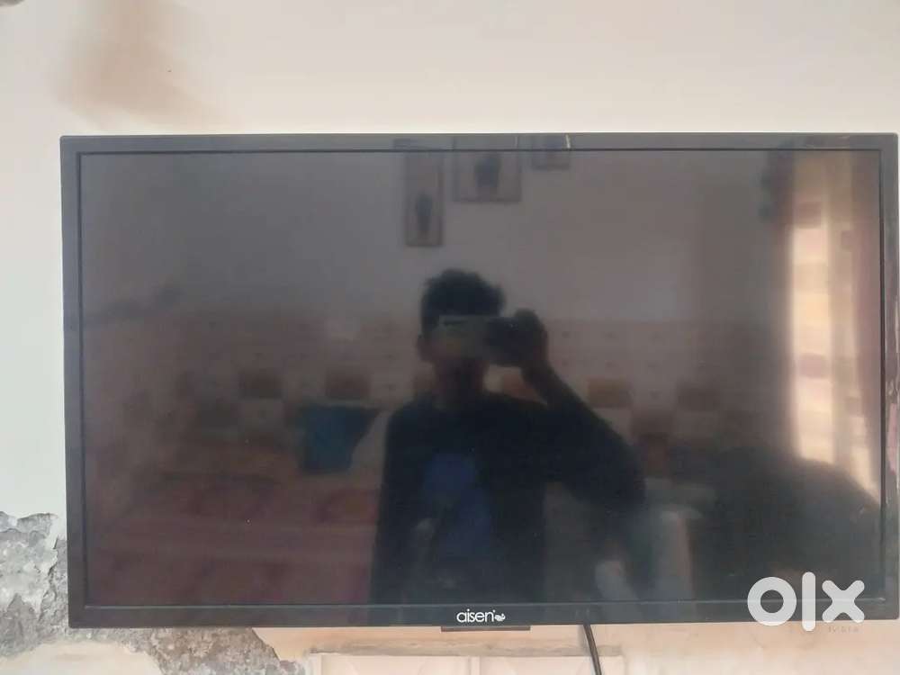 32 inch aisen company led good condition