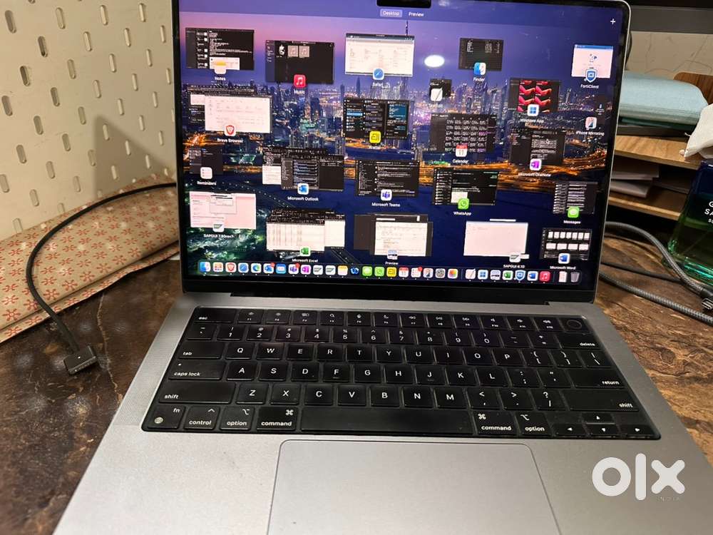 Macbook Pro M1 Pro, 16GB,512GB with 2 years apple care