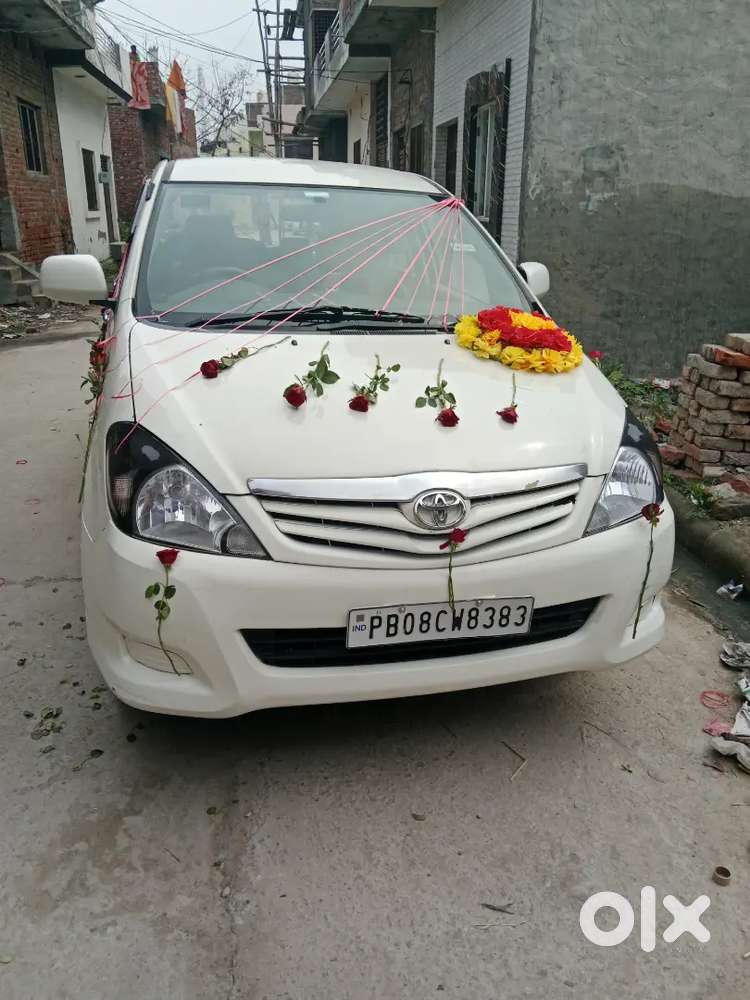 Toyota Innova 2010 model