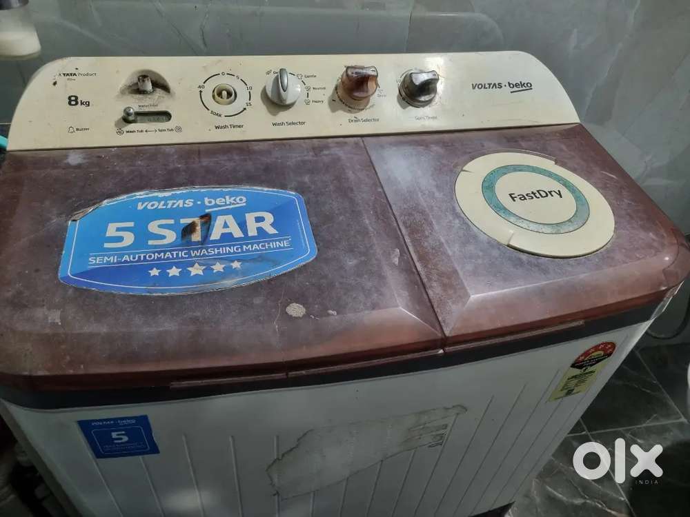 Semi automatic washing machine