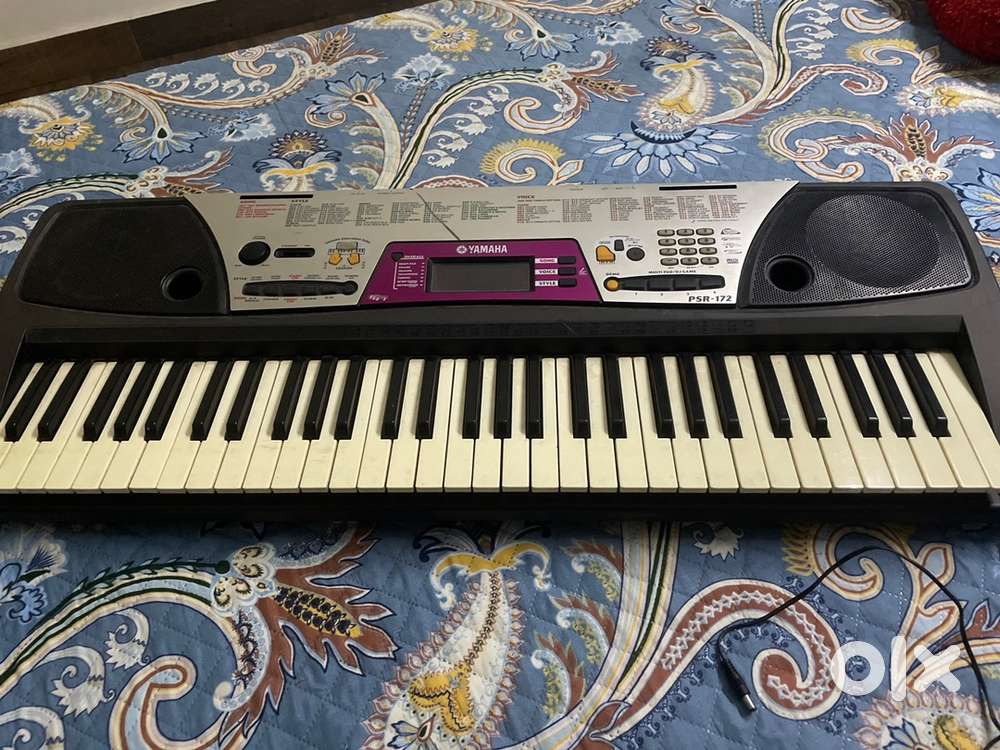 Keyboard (Yamaha PSR-172)