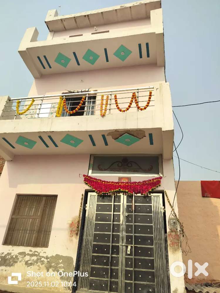 Beautiful house in 40gaj plot