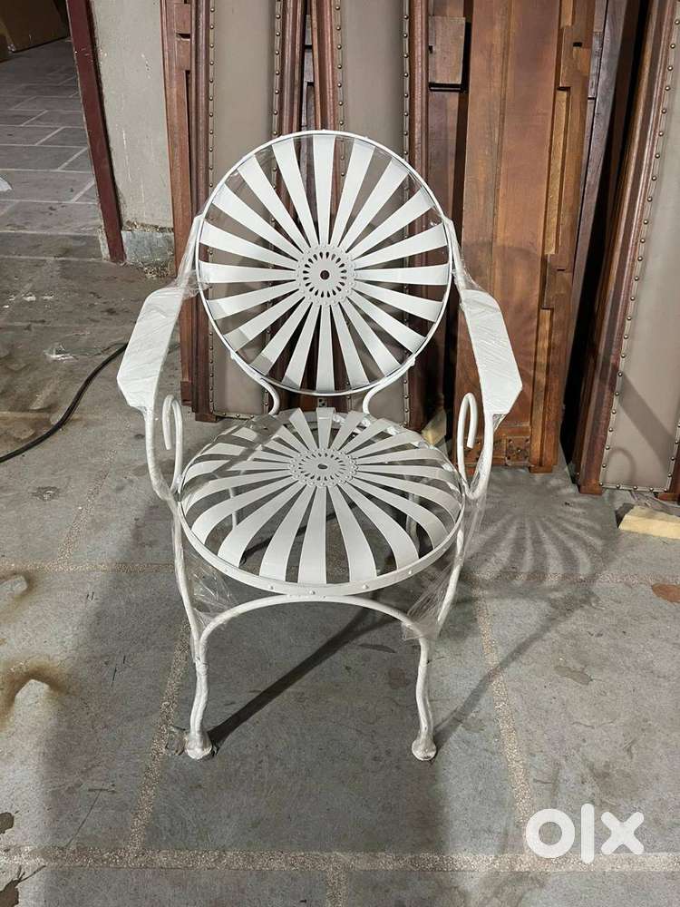 Kitchen setup indoor and outdoor