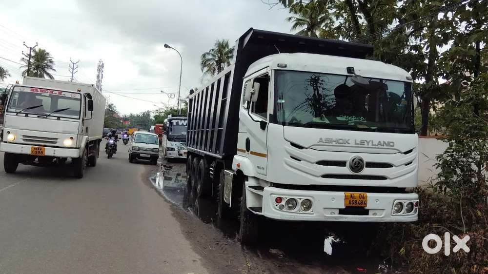 Ashok Leyland 4825 VERY GOOD CONDITION 12 BRANT NEW TYRE VERY GOOD CON