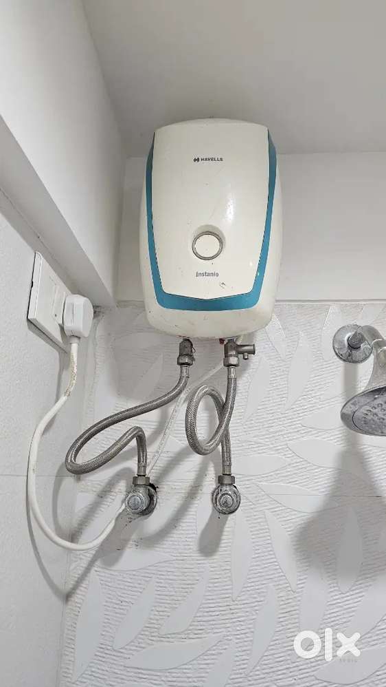 Two Instant Geysers for immediate sale