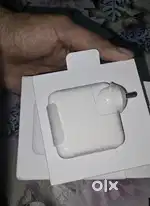Apple 70W Adapter