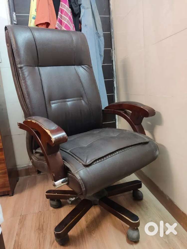 Boss Chair