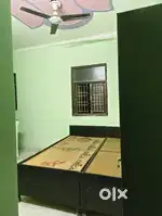 1 Room set seperate semi furnished 37 Near botenical garden