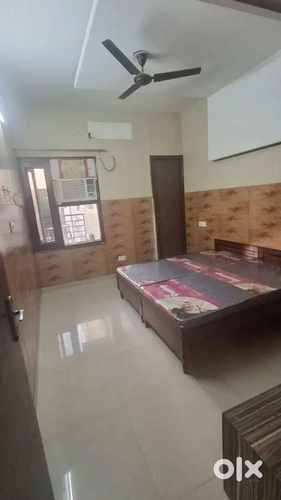 2bhk,3bhk furnishd, unfurnisd flat, kothi Sunny enclve, mata gujri enc