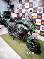 COLLECTION OF KAWASAKI MOTORCYCLE OF WADHWA WHEELS