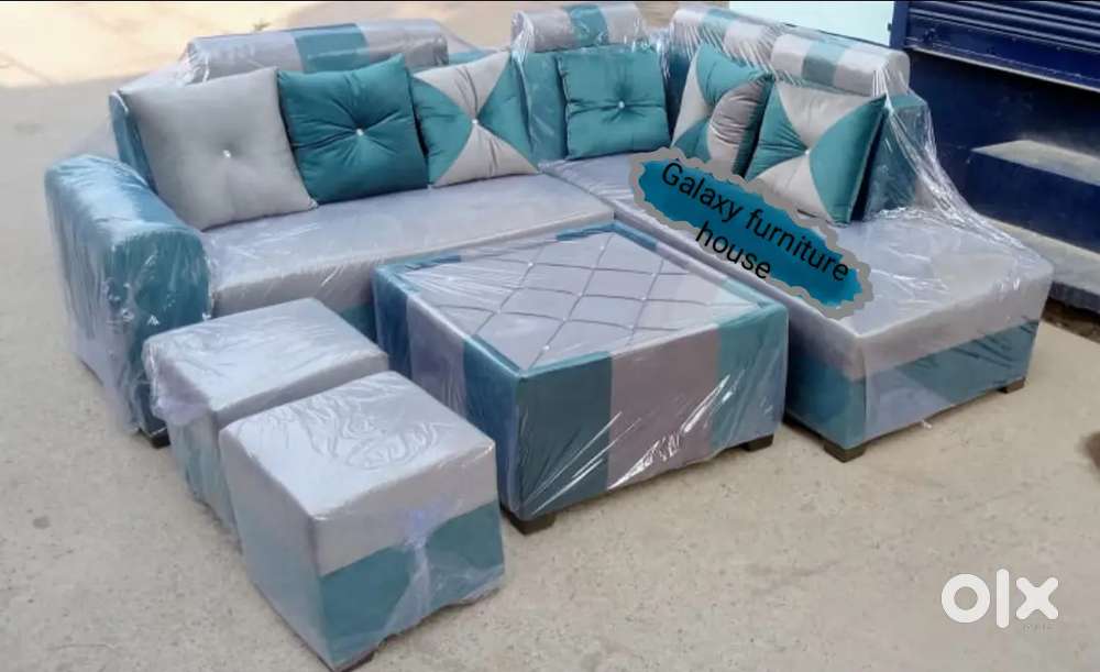 Sofa L safe with senter table and puffy cushion