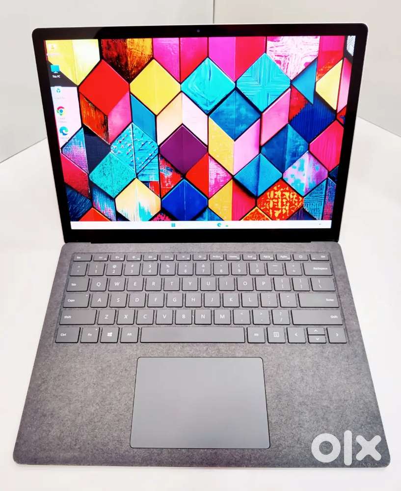 MICROSOFT SURFACE I5-10TH GEN/8GB RAM/256 SSD/13.3 QHD TOUCH SCREEEN