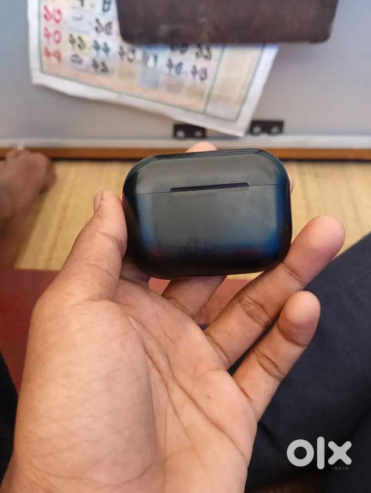 Apple headphones low price