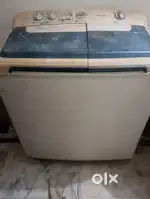 Samsung semi automatic washing machine