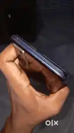 Vivo y31    6.     128
