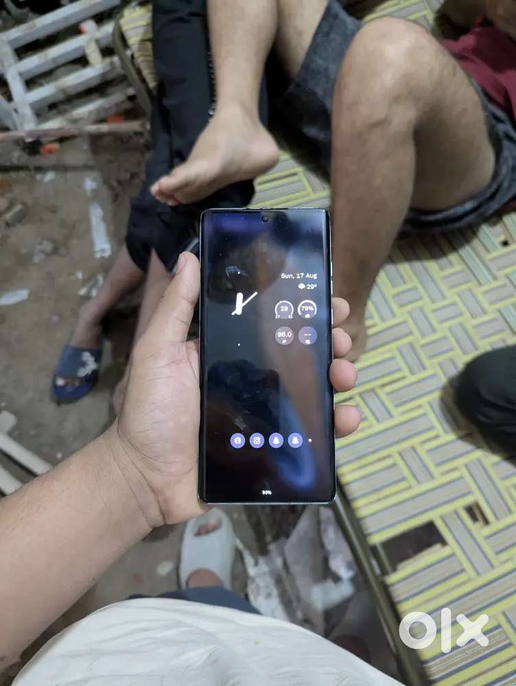 Moto edge 50 fusion good condition display damage