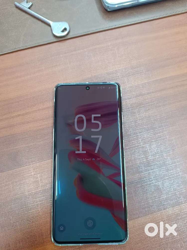 Edge 50 Pro 5G with 68W Charger (Luxe Lavender, 256 GB) (8 GB RAM)