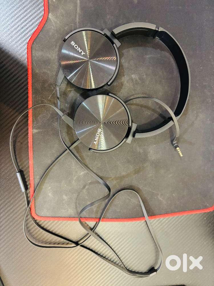 Sony wired headphones
