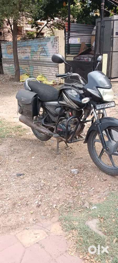 Honda shine two wheeler