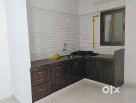 1BHK FLAT FOR RENT IN PRESTIGE RIONA ON GAURAV PATH ROAD
