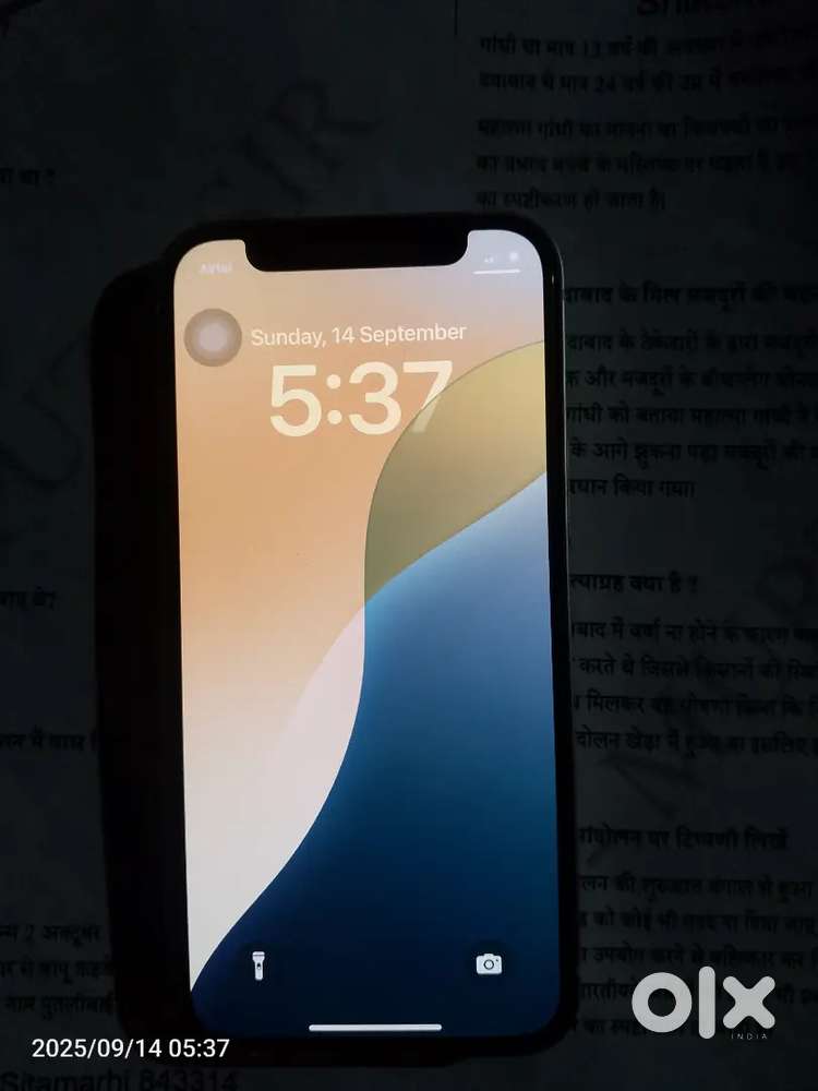 I phone 12 mini (64 gb) for seal