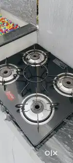 Prestige 4 burner Gas stove