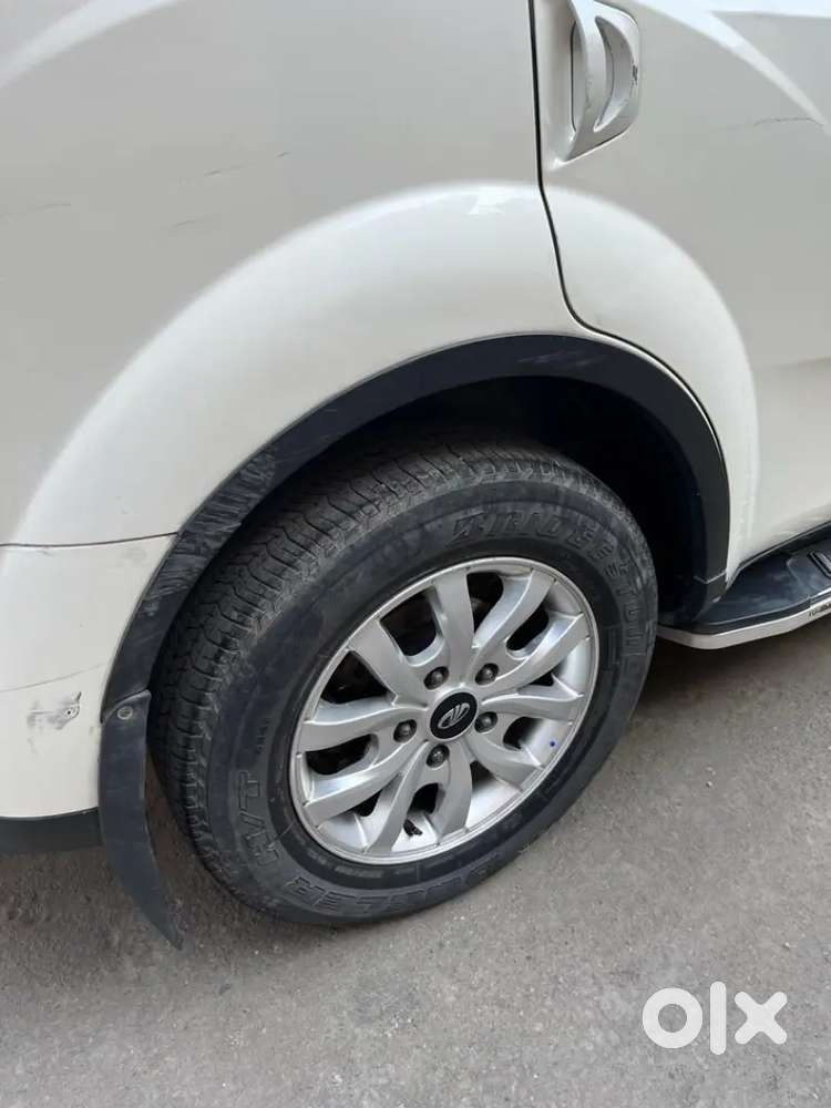 Mahindra XUV500 2015 Diesel 74000 Km Driven