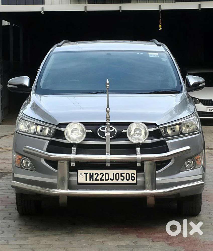 Toyota Innova Crysta 2.4 G MT 7 STR, 2017, Diesel