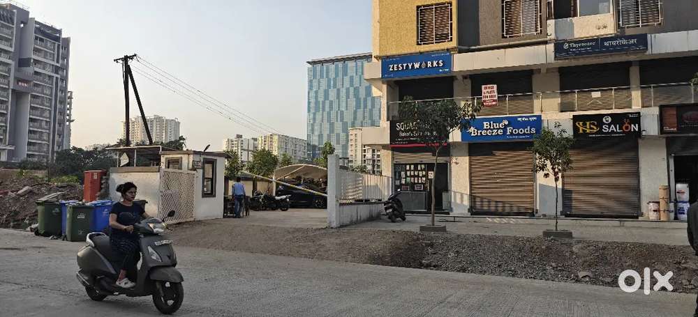 SHOP / OFFICE SALE   Ready Possession   1.05 Cr  Distress Sale