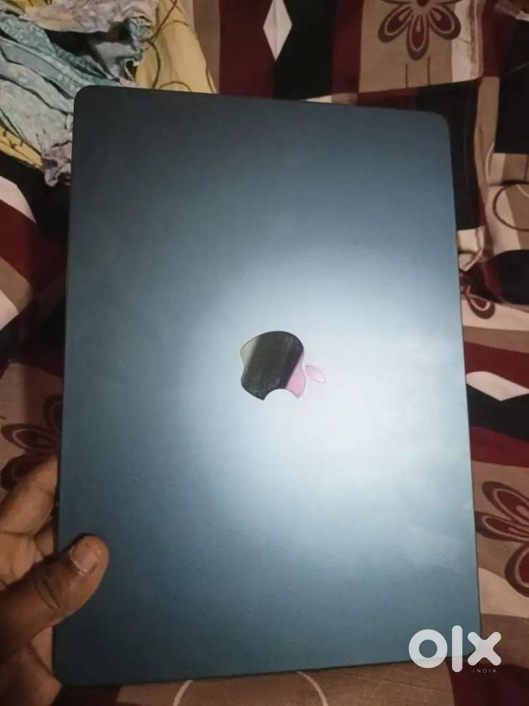 Mackbook 2024 m3air for saleee 55k only no box and charger urgent sale