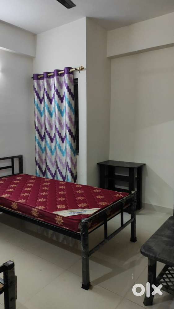 Saraswati girls pg