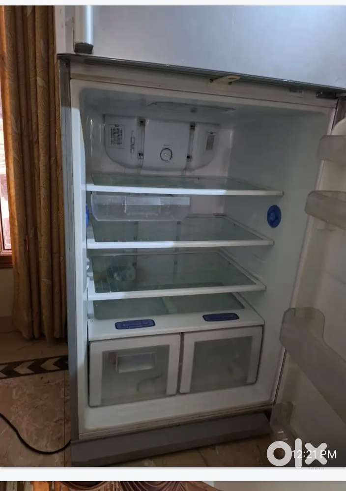 Samsung fridge/Refrigerator in very good conditions.