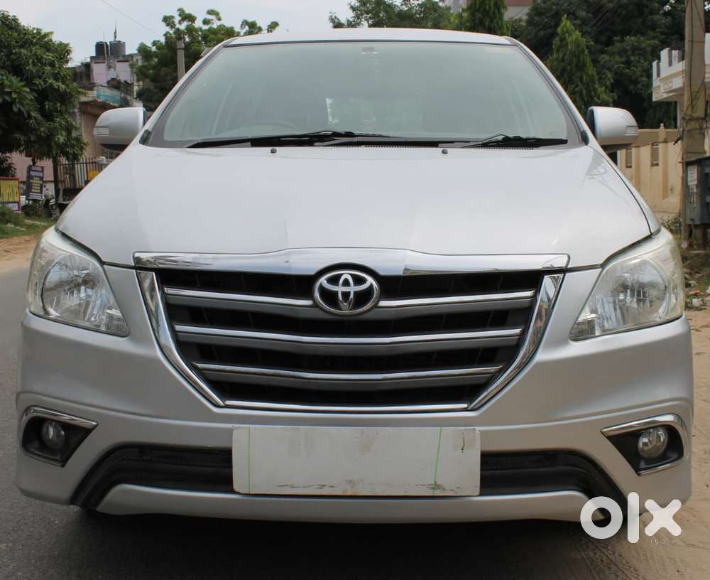 Toyota Innova 2.5 V 7 STR, 2014, Diesel
