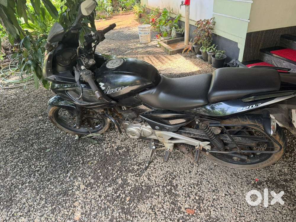 Pulser 220 for sale