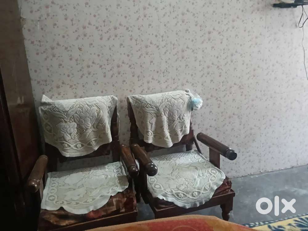 LG Led 32 inch and perra set vadiya condition vich hai