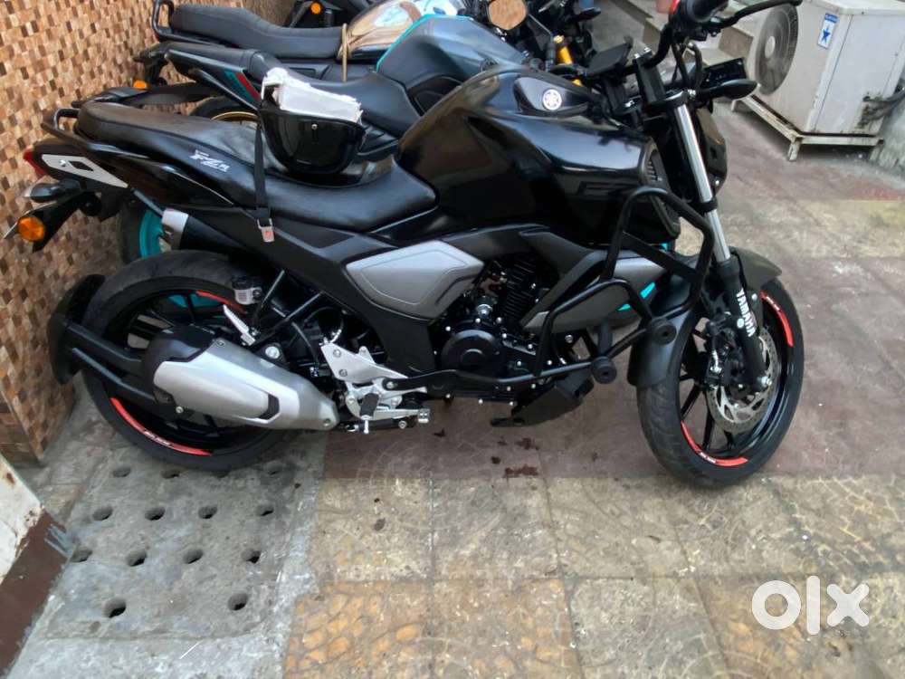 Yamaha Fzs FI