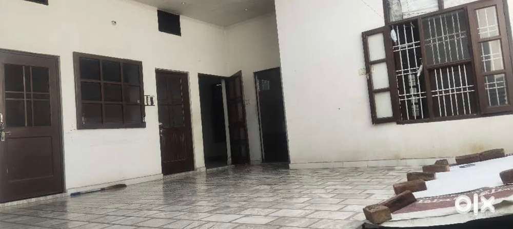 2 Bhk / Two room set for rent