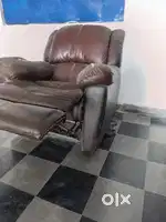 Recliner sofa