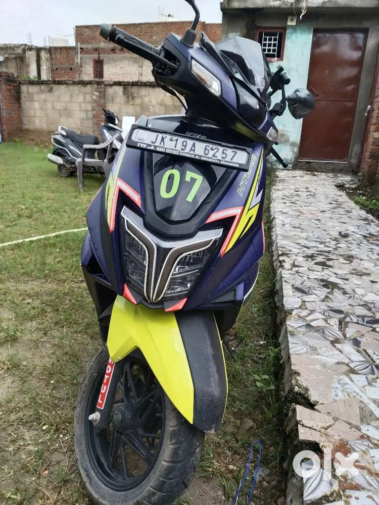 TVS NTORQ XT 125 IN BRAND NEW CONDITION WITH NEGOTIABLE PRICE