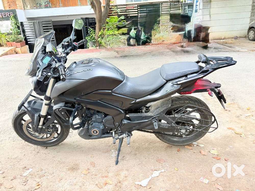 Bajaj Dominor